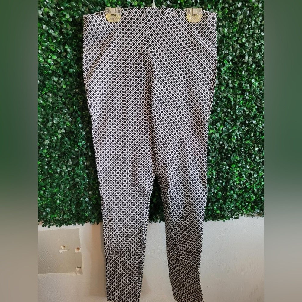 Women’s Black and White Patterned Pants
Michael Kors
Medium